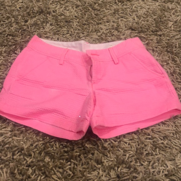 Lilly Pulitzer Pants - Callahan Lilly pulitzer shorts. size 2